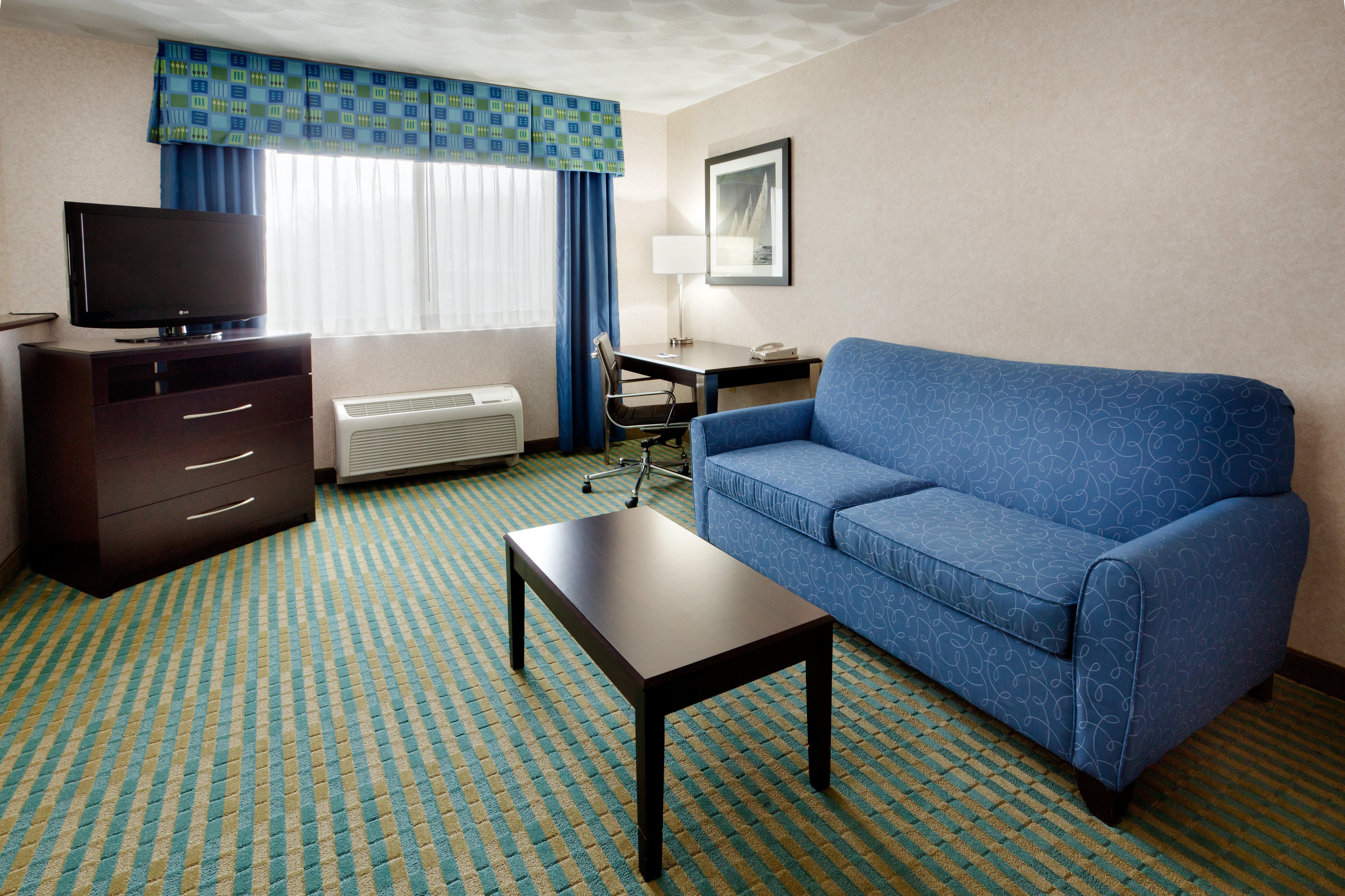 Holiday Express & - Providence By Ihg Hotel
