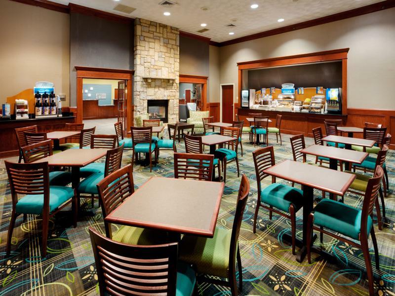 Hotel Holiday Express & - Providence By Ihg